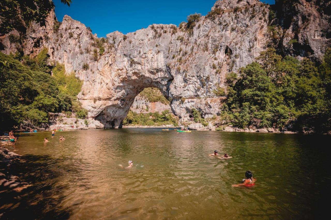 Hotel Rives D'Arc Vallon-Pont-dʼArc Exteriér fotografie