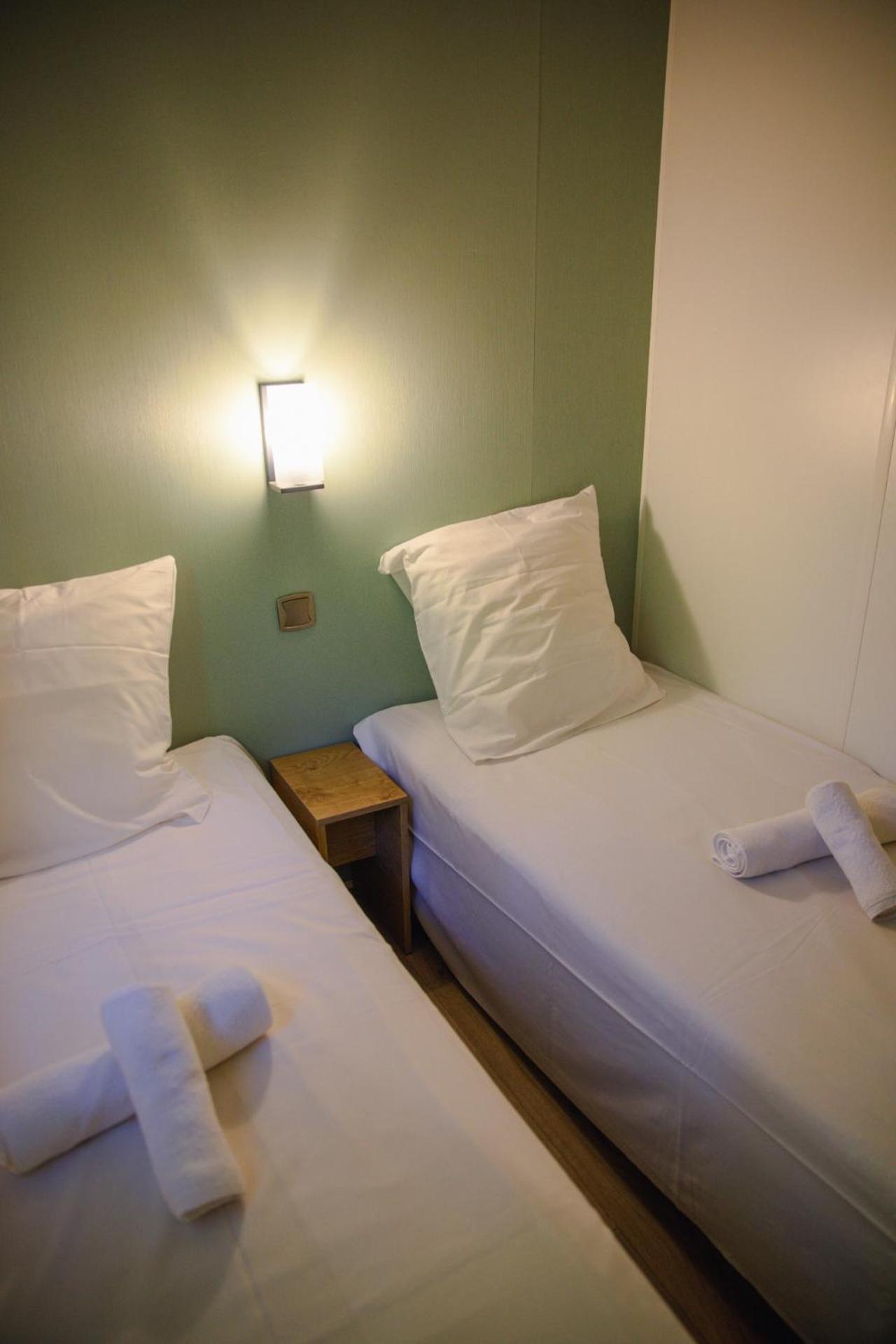 Hotel Rives D'Arc Vallon-Pont-dʼArc Pokoj fotografie