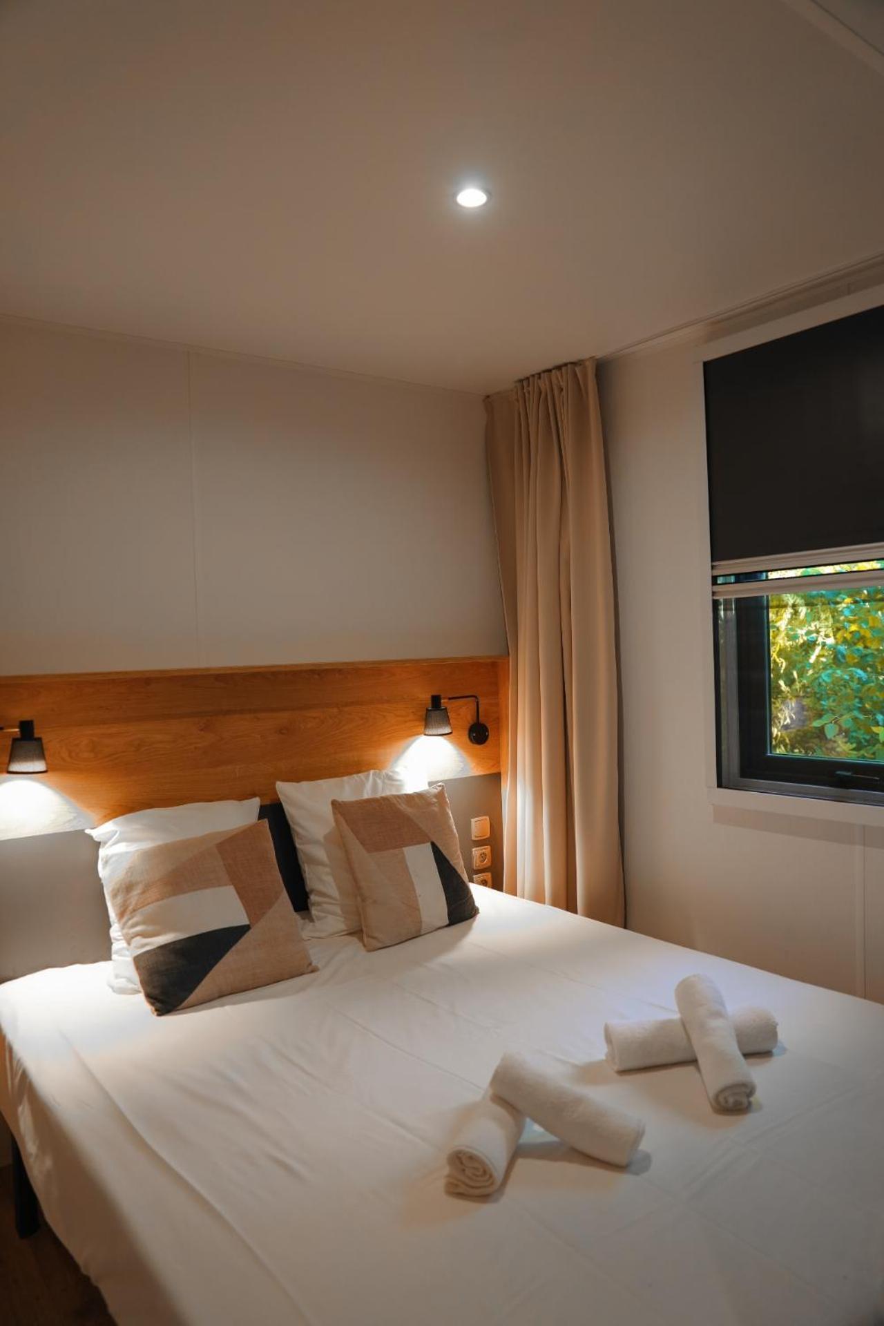 Hotel Rives D'Arc Vallon-Pont-dʼArc Pokoj fotografie